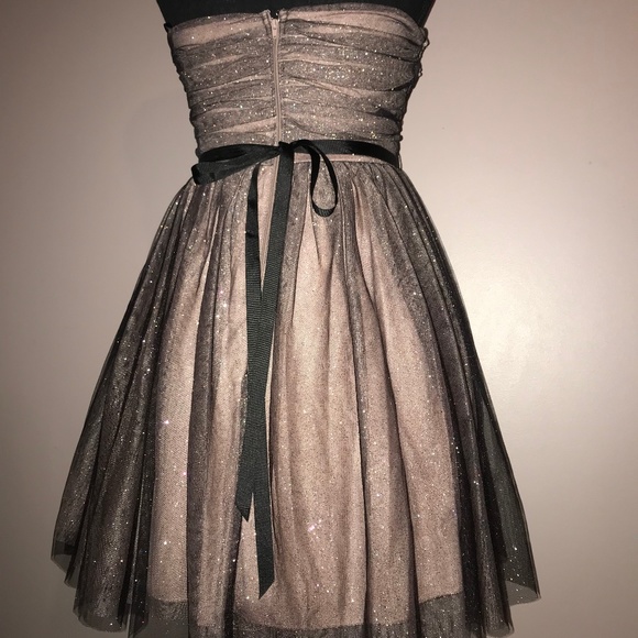 SOLD-Prom or Formal strapless Dress Jr Sz 7 - Picture 3 of 8